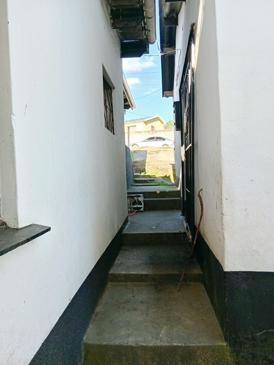 2 Bedroom Property for Sale in Mdantsane Nu 15 Eastern Cape